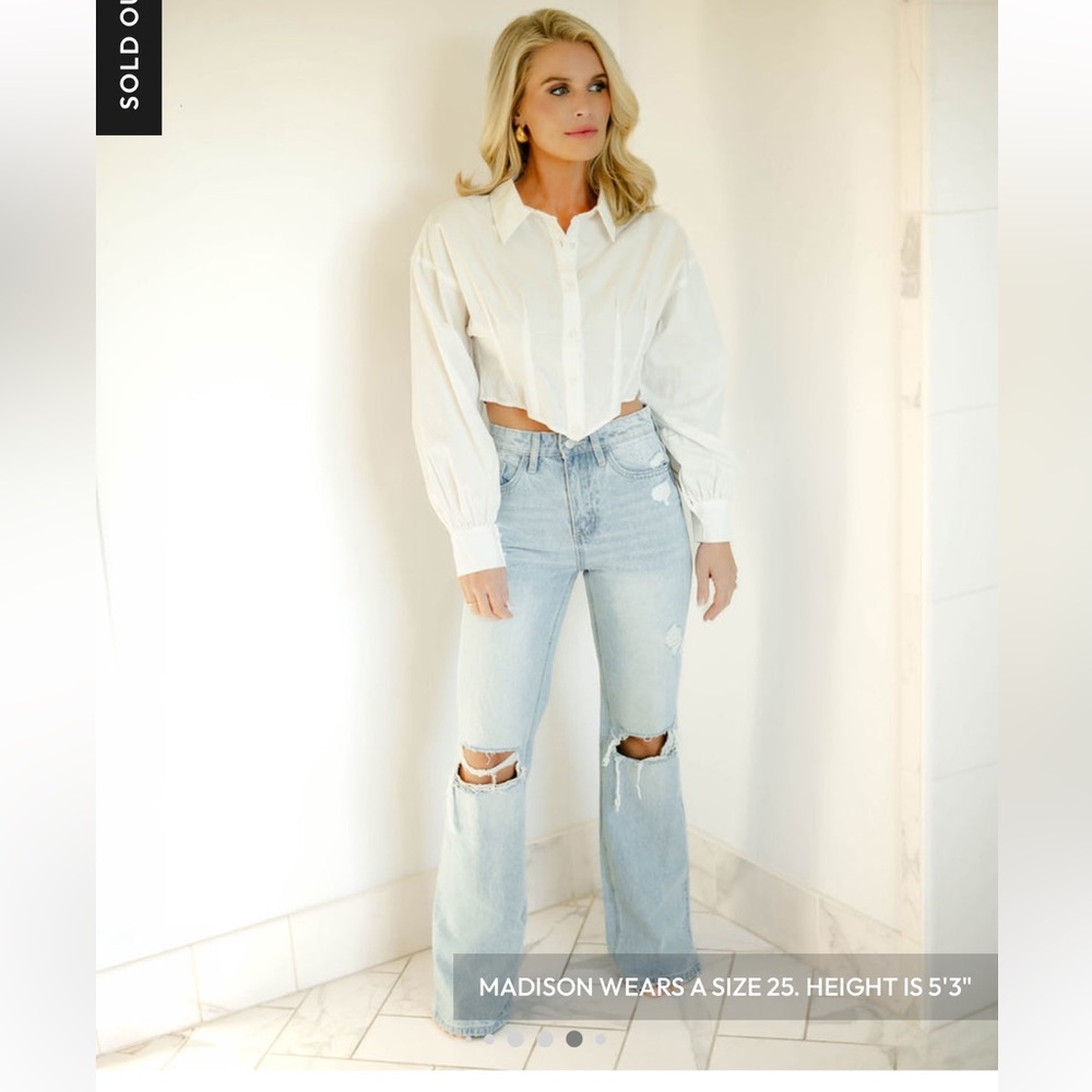 High Rise Light Blue Jeans - Picture 4 of 13